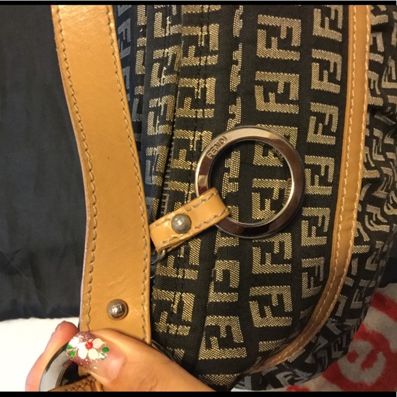 🎉SOLD🎉Fendi Zucca Chef Hobo Bag - Picture 4 of 8